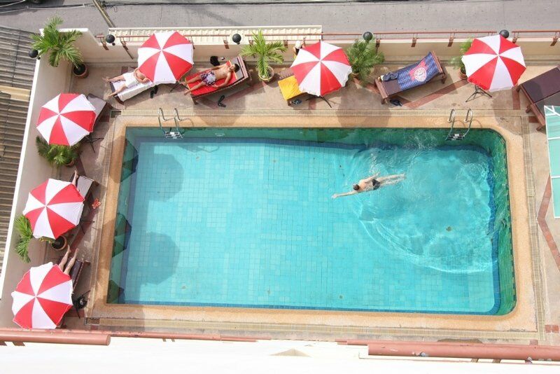 Eastiny Residence Hotel Pattaya Extérieur photo